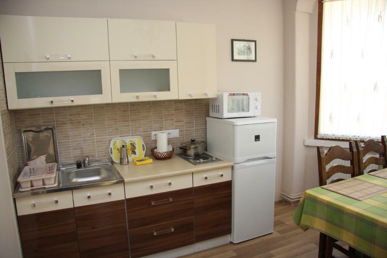 Villa Maria Apartman Miskolc Exterior photo