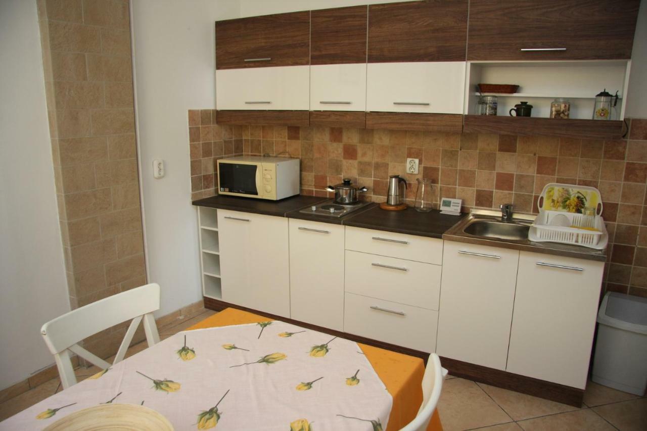 Villa Maria Apartman Miskolc Exterior photo