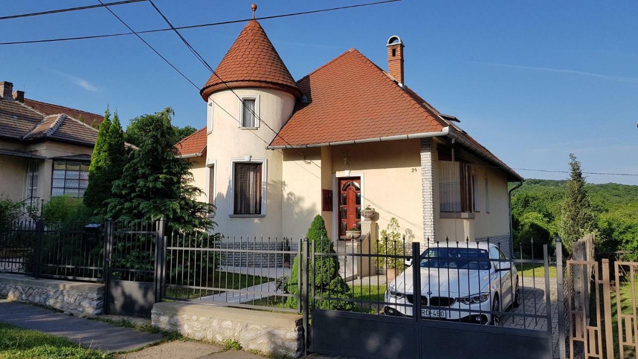 Villa Maria Apartman Miskolc Exterior photo
