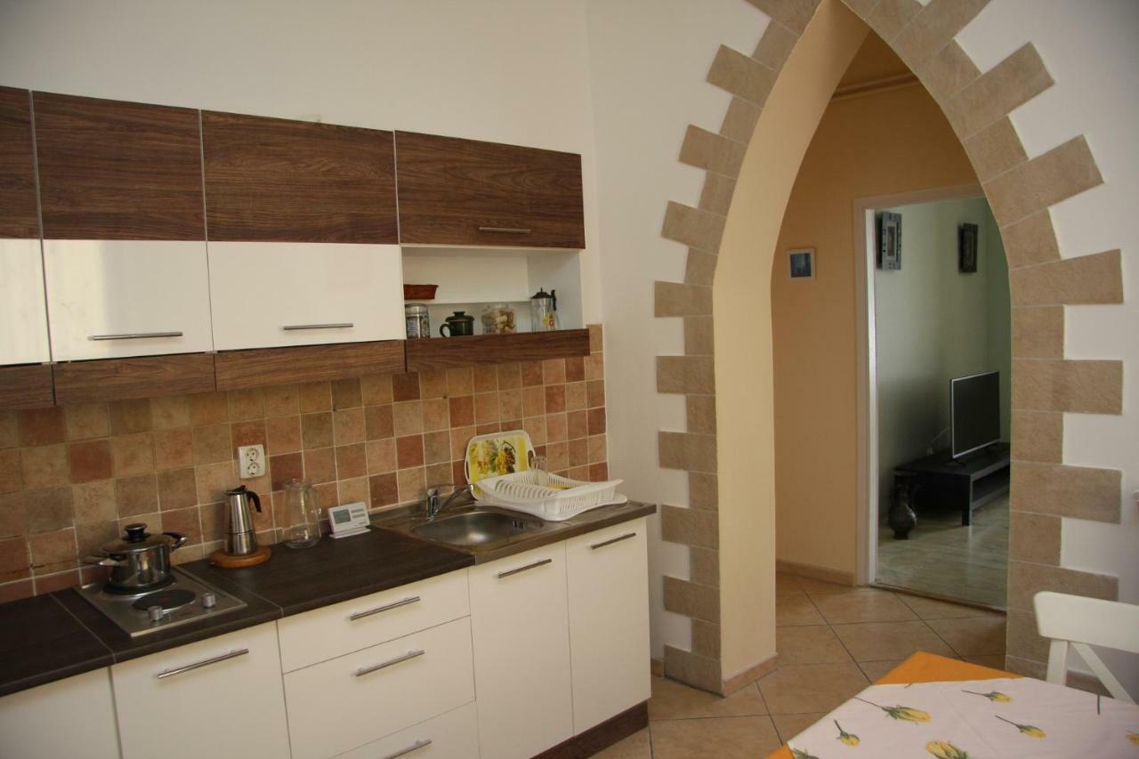Villa Maria Apartman Miskolc Exterior photo